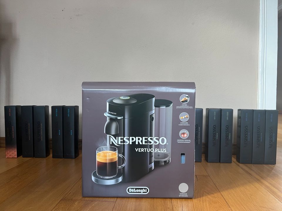 Nespresso Vertuo Plus DeLonghi Kaffee Maschine in Stuttgart