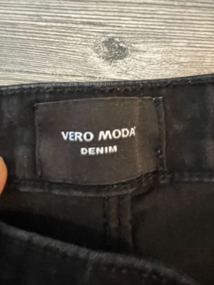 Jeans Vero Moda in Düsseldorf