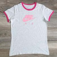 Nike T-Shirt Gr. L 146-156 cm Mädchen Brandenburg - Lauchhammer Vorschau