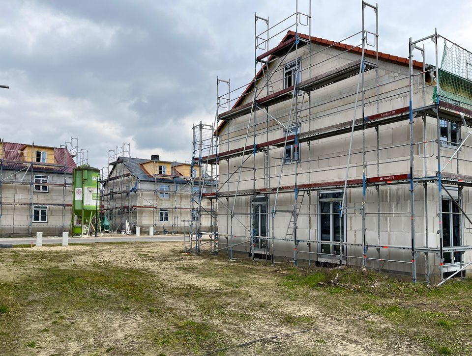 KÄTHE - Ihr modernes familienfreundliches Landhaus mit eigenen Gartenanteil - nahe Berliner Stadtgrenze - grüne ruhige Lage - Erstbezug in Schönwalde-Glien