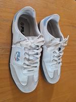 Fila Schuhe weiß, Hacken hellblau Gr. 40 Niedersachsen - Lüneburg Vorschau