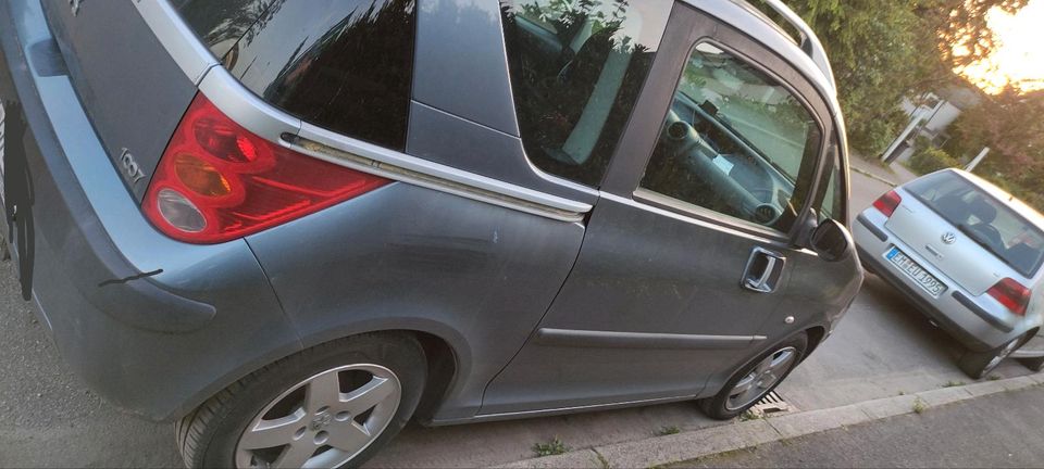 Peugeot 1007 defekt in Elzach