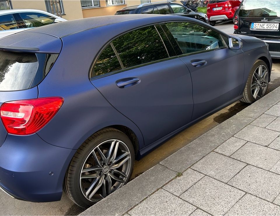 Mercedes Benz (A 180 CDI) in München