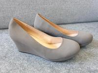 Pumps mit Keilabsatz Größe 39  Tina & Co Dresden - Trachau Vorschau