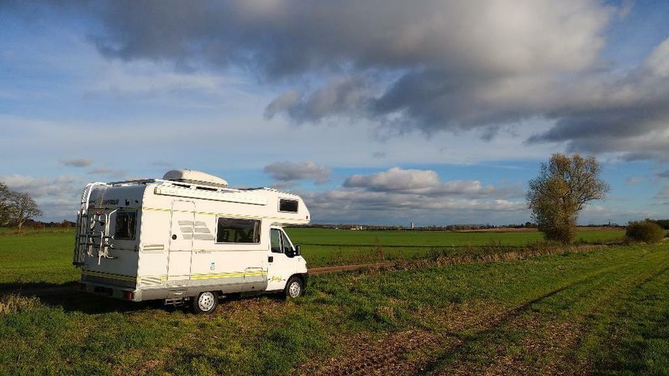 Wohnmobil Camper "Jimmy" mieten leihen ab 59 €/Tag in Berlin