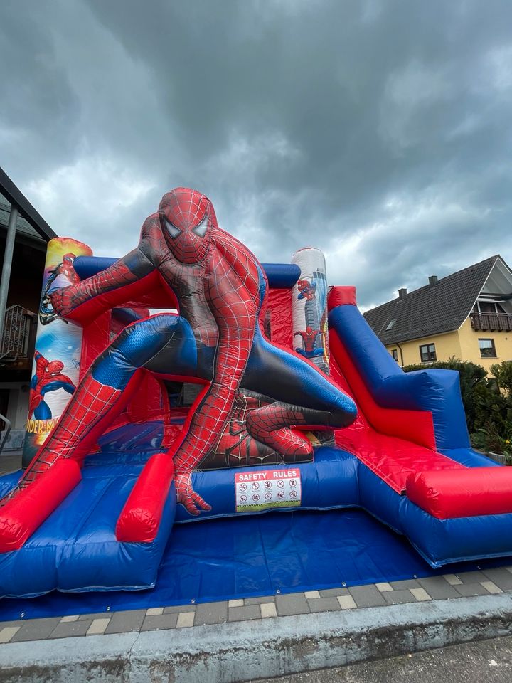 Spiderman Hüpfburg mieten / Hüpfburgverleih / Hüpfburg Vermieter in Vöhringen