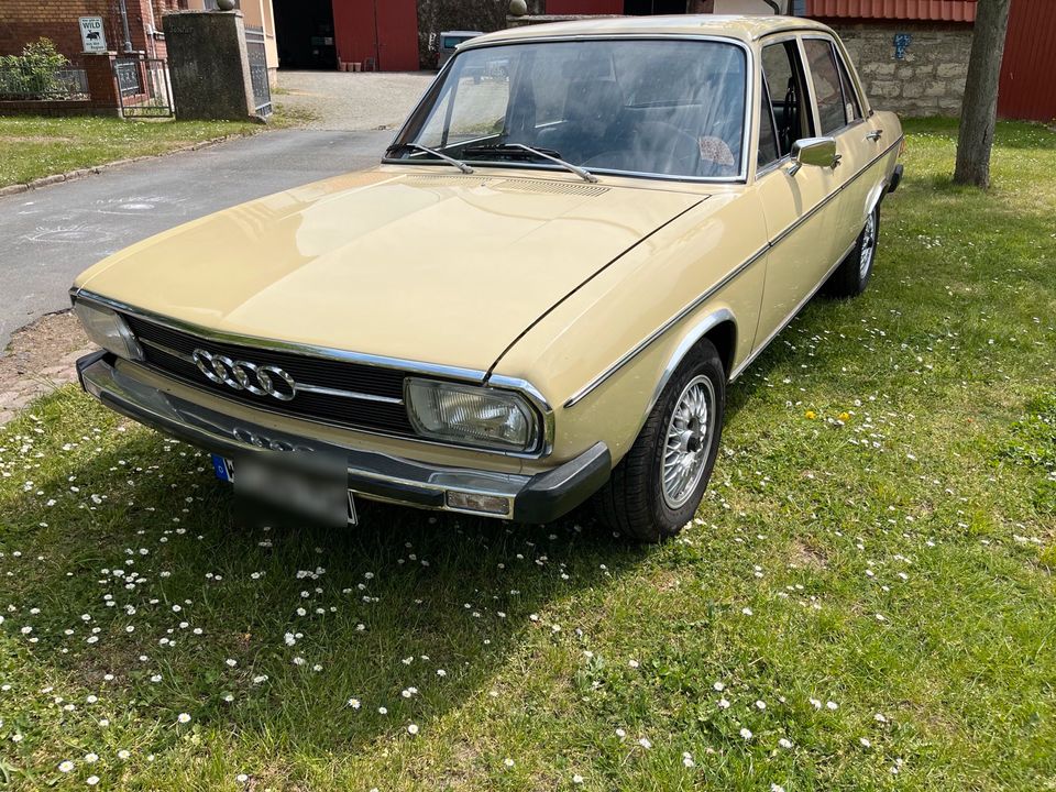 Audi 100 LS, Baujahr 1975 in Braunschweig