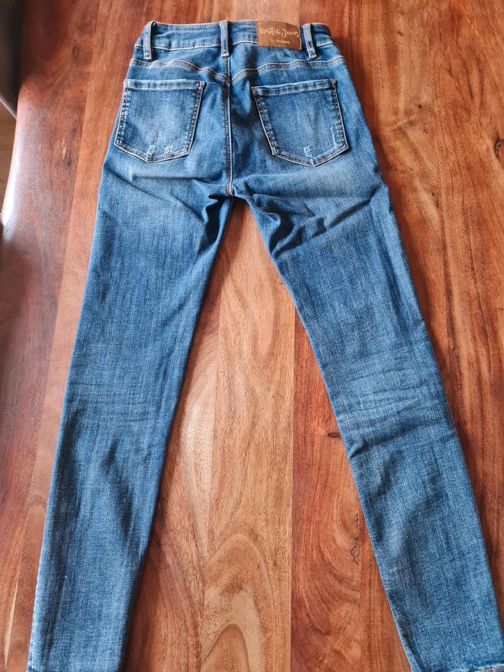 Desigual Jeans Größe 24 in Endingen