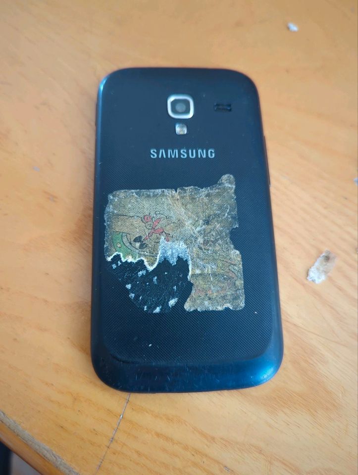 Altes Samsung Handy in Mühlacker