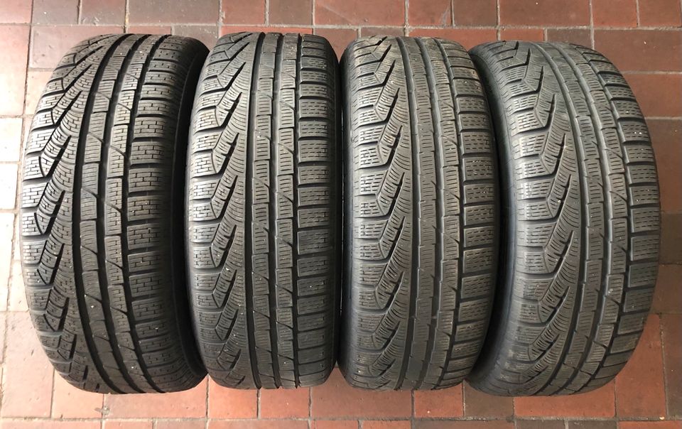 Original Audi A6 4G Felgen 17 Zoll Winterreifen 225 55 17 Pirelli in Leimen