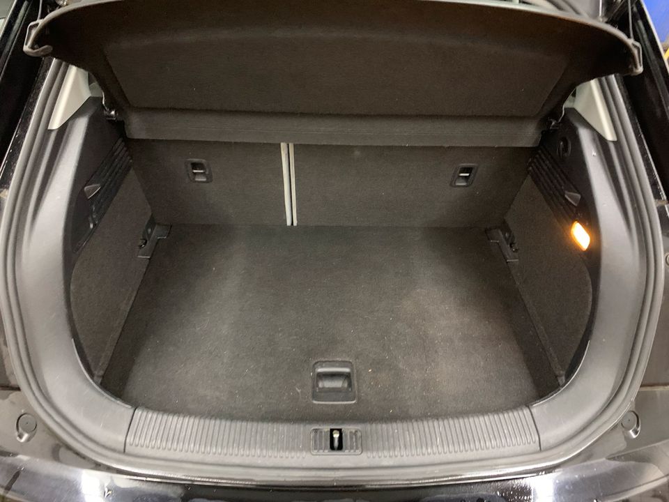 Audi A1 Sportback 1.6 TDI  Tüv neu in Arnsberg