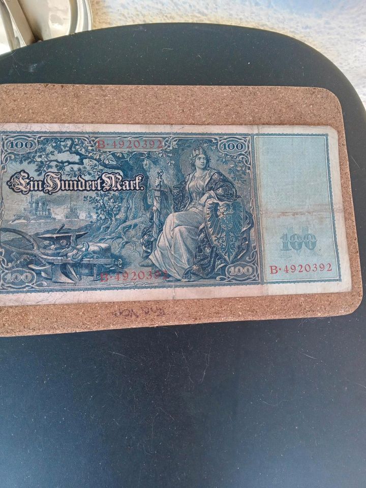 Ein Hundert Mark Papier Reichsbanknote im Jugendstil. in Hannover