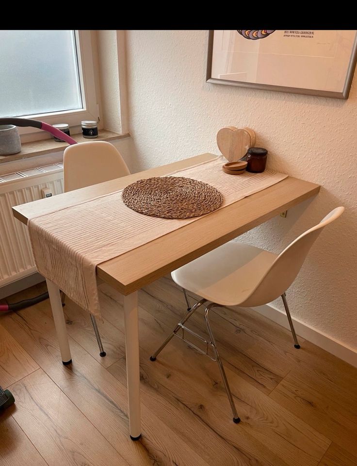 Tisch klein Holz ohne Stühle Massen: 60 cm x 100 cm in Mönchengladbach
