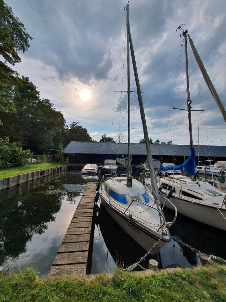 DDR Segeljacht Ypton 22 Kielschwert ähnl. Dehler 22 ! Winterpreis in Waren (Müritz)