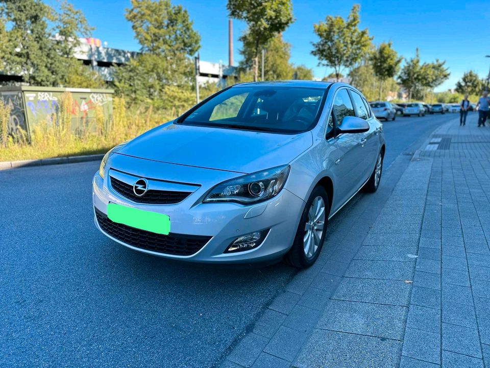 Opel Astra J Automatik Xenon 1.6 Turbo Tüv neu super Zustand in Essen