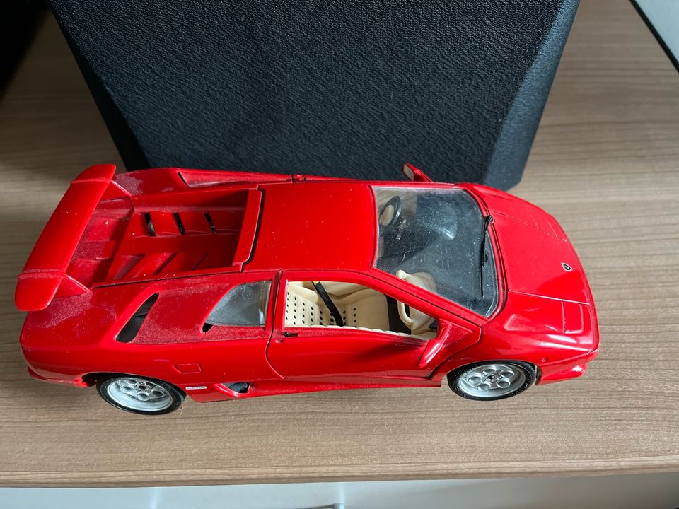 Modellauto Lamborghini Diabolo Burago 1990 in Chemnitz