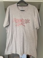 Reebok T-Shirt grau mit rotem Druck Gr. "L" Bayern - Ingolstadt Vorschau