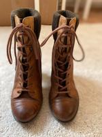 Damen Leder Stiefel, Stiefeletten Braun Gr. 38 Herzogtum Lauenburg - Wentorf Vorschau