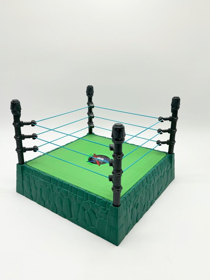 Masters of the WWE Universe Grayskull Wrestling Ring Mattel 2010 in Filderstadt