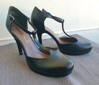 tamaris Pumps Leder NEU Größe 39 Essen-West - Frohnhausen Vorschau
