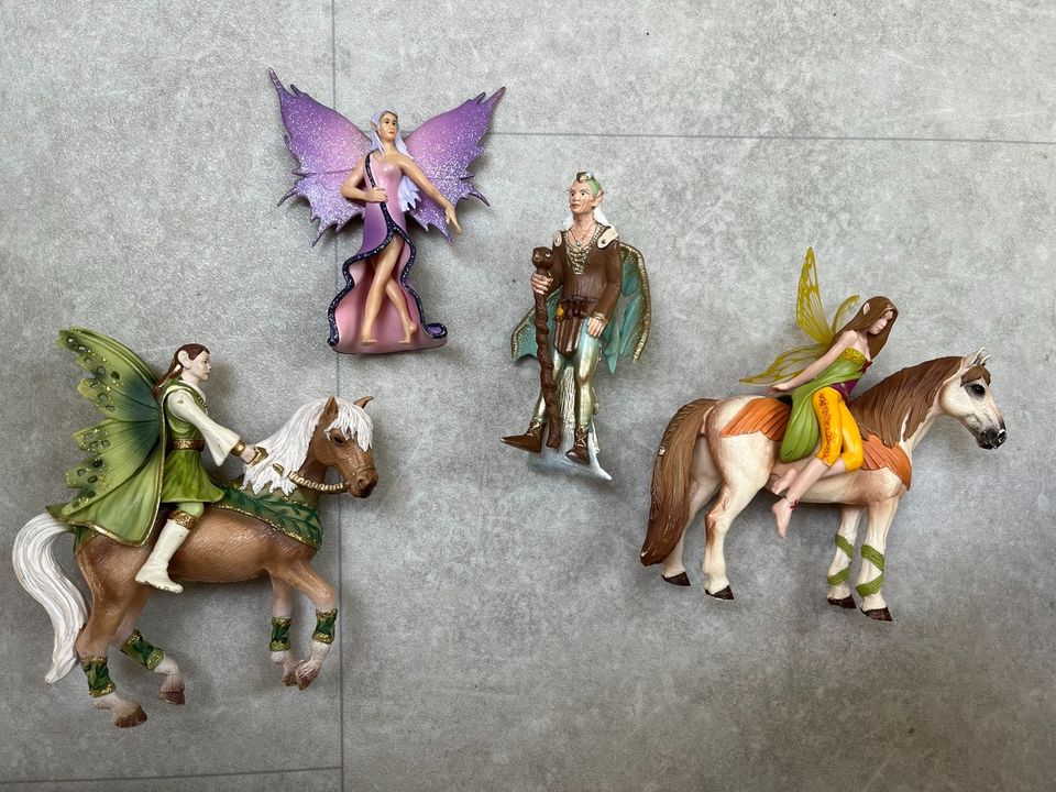 Schleich Bayala Figuren in Marburg