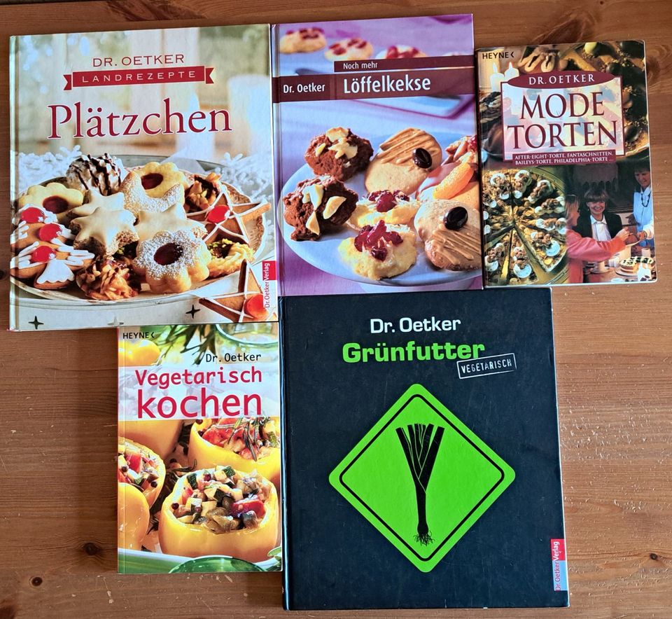 Dr. Oetker Koch- & Backbücher Plätzchen Kekse Torten Vegetarisch in Schmoelln