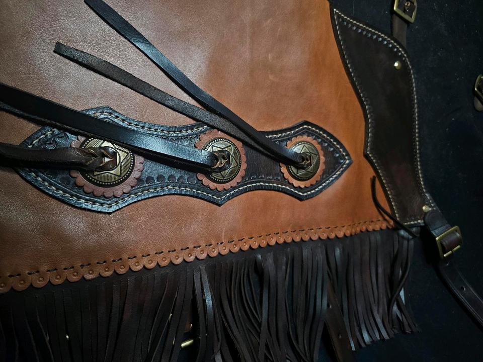 chinks ranch riding working equitation westernsattel chaps in Westoverledingen