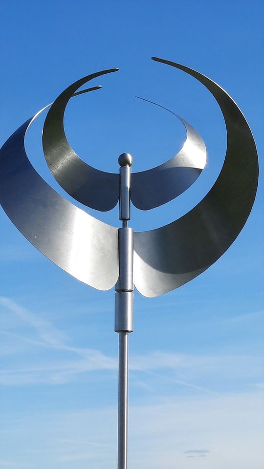 Windspiel / Windrad "Doppelquirly" aus Edelstahl + Aluminium in Bötzingen