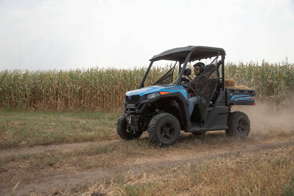 UTV, SSV, ATV & QUAD-CFMOTO UFORCE 600 DLX EPS LOF + 2x Lagernd + in Bartow