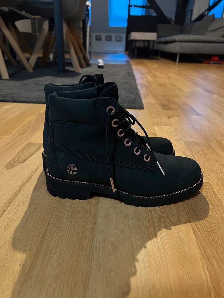 Schwarze Timberland Boots Stiefeletten Gr. 37 NEU in Krefeld