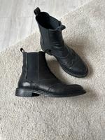 Leder Chelsea Boots Größe 38 Niedersachsen - Duingen Vorschau