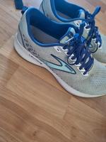 brooks levitate 5 gr 42 Bayern - Weil a. Lech Vorschau