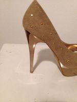 High Heels beige/ Gold Gr 40, neu Nordrhein-Westfalen - Burbach Vorschau