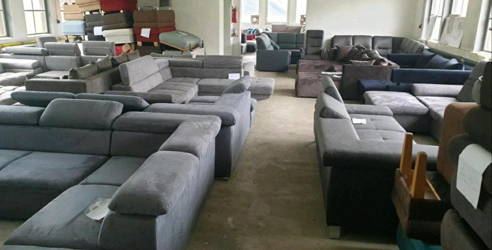 Lagerverkauf sofa Hocker ecksofa Couch wohnlandschaft Polsterecke in Siegen