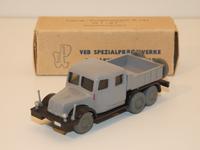 ESPEWE Tatra T 141 Schwerlastzugmaschine H0 1:87 OVP DDR Sachsen-Anhalt - Möckern Vorschau