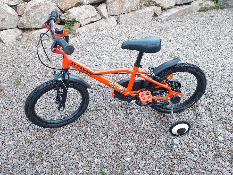 Kinder Fahrrad 16 Zoll Robot 500 in Bad Bellingen