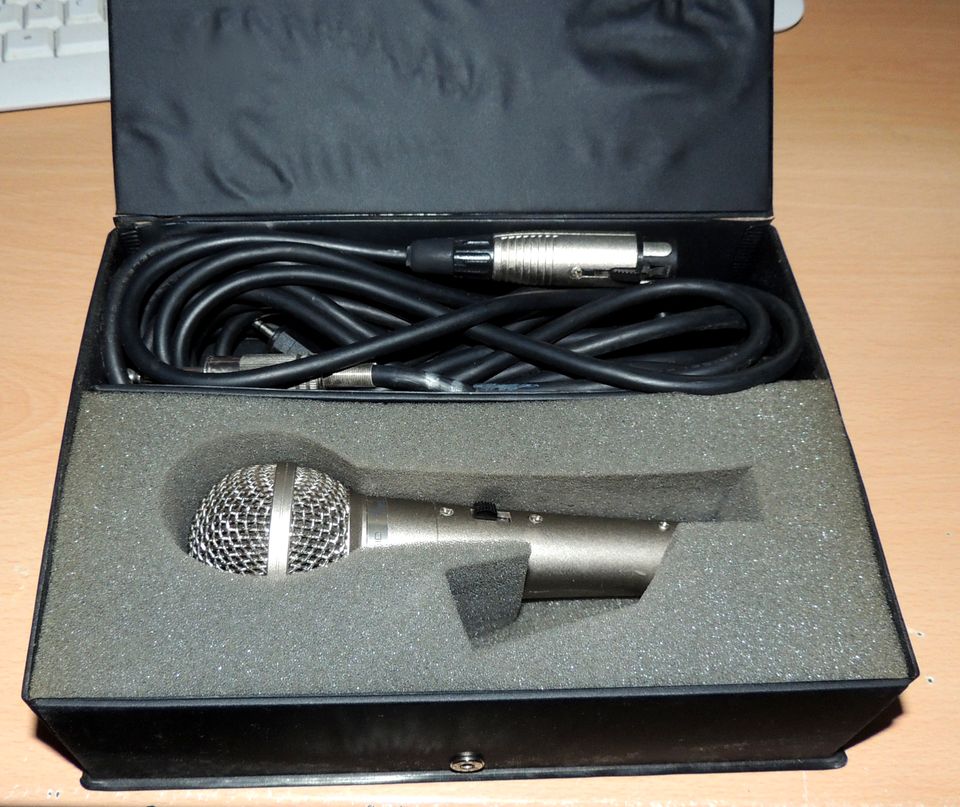 Pearl Mikrofon D-700 Supercardiod in Hamburg