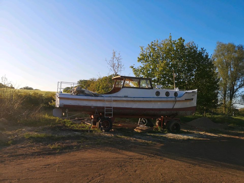 Stahlboot Kajütboot in Güstrow