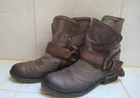 AIRSTEP Damen Stiefelette Boots braun Gr. 39 Echtleder Stiefel Sachsen - Werdau Vorschau