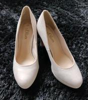 S'Oliver Pumps Gr.37 wie NEU High Heels beige Baden-Württemberg - Neckartenzlingen Vorschau