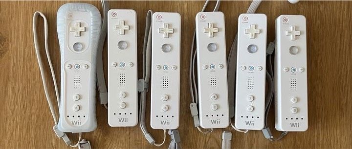 Wii Wii U Zubehör Fernbedienung / Controller weiß in Warendorf