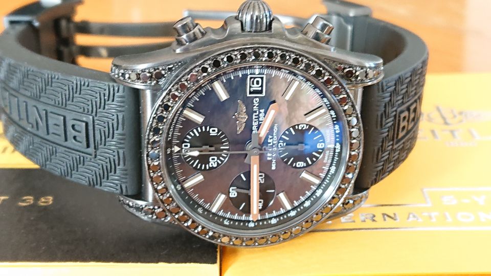 Breitling Bentley Chronomat 38 Bentayga Black Diamonds in Berlin