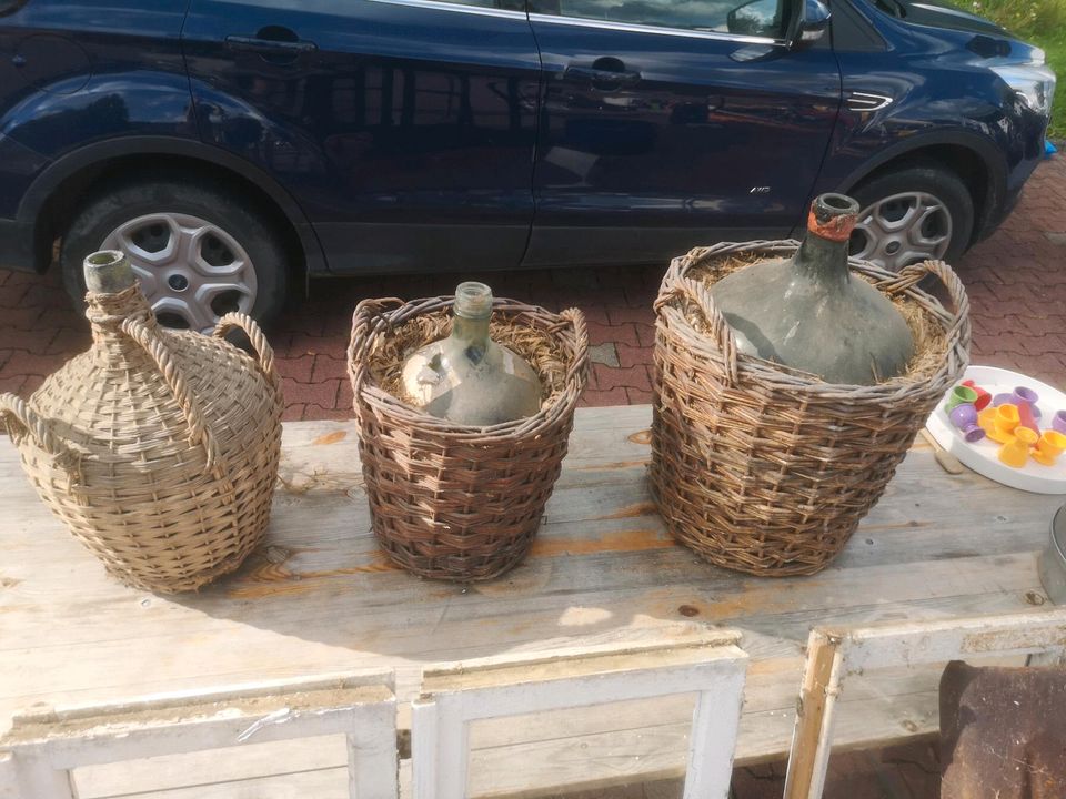 Ballonflasche Weinflasche Deko Trödel Flohmarkt Scheunenfund in Bad Berleburg