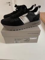 Sneaker von Kennel & Schmenger in schwarz Niedersachsen - Oldenburg Vorschau