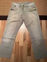 Pepe Jeans Hose 32/32 SPIDER grau Jeanshose W 32 L 32 Frankfurt am Main - Gutleutviertel Vorschau