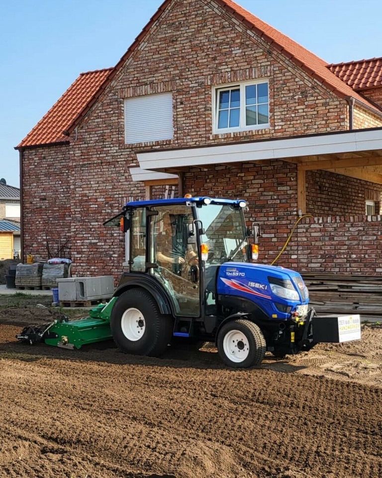 Rasen erneuern Umkehrfräse Traktor Garten in Lohne (Oldenburg)