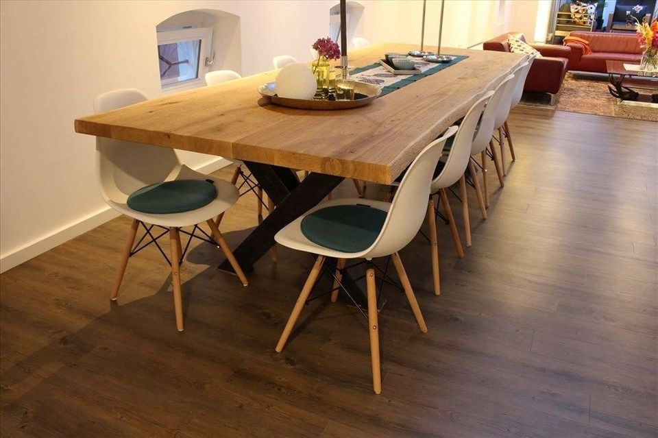 Massiv Tisch Eichetisch Holztisch Esstisch 450€/m² in Köln