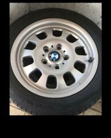 BMW Felgen mit reifen 205/55/16/91V Dunlop Hessen - Linden Vorschau