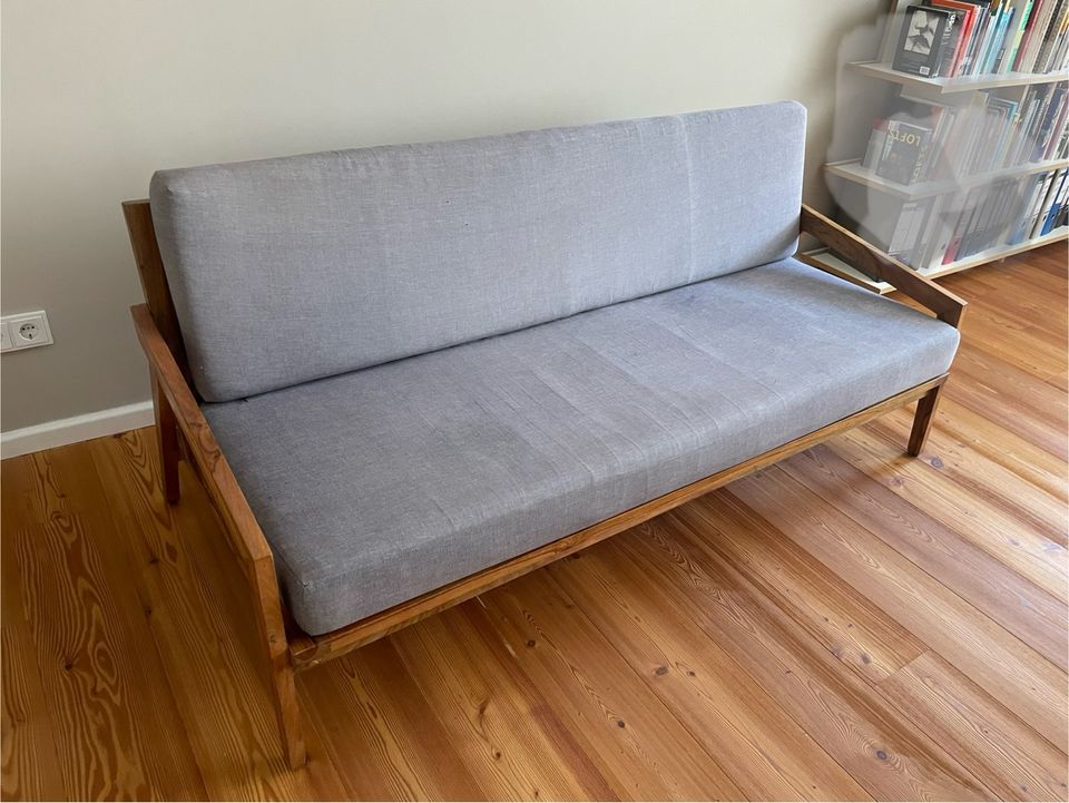 Teak Couch / Sofa / Vintage / Design in Berlin
