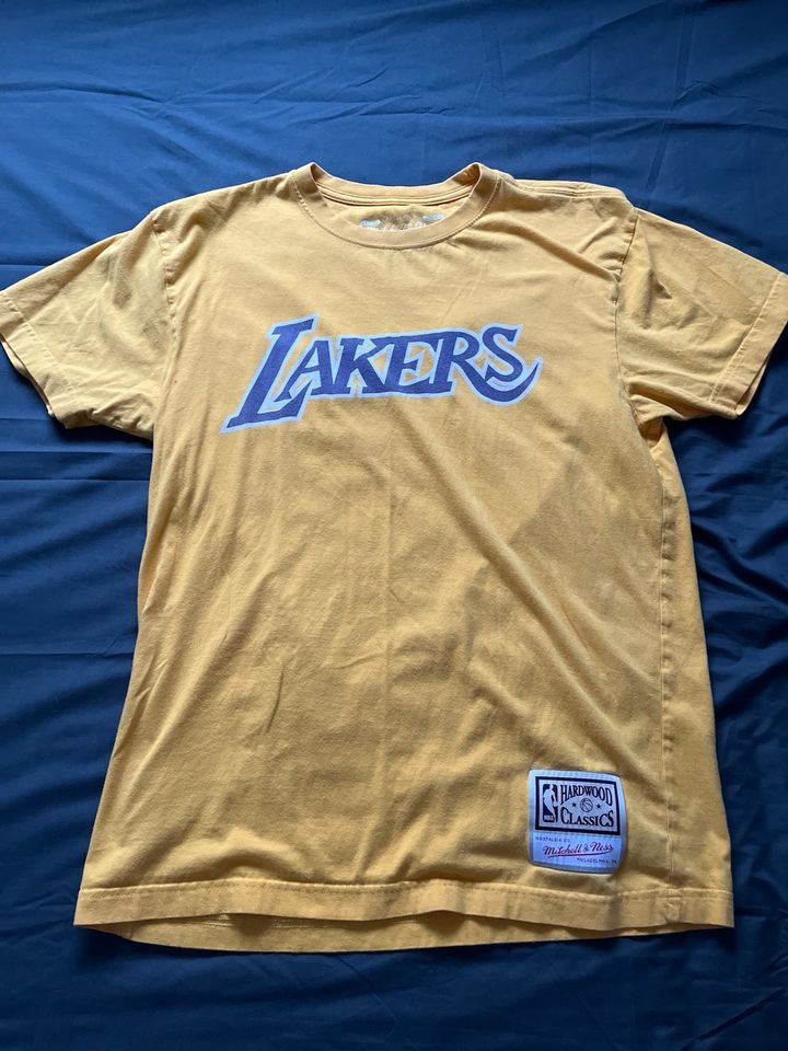 Lakers Shirt in Ginsheim-Gustavsburg